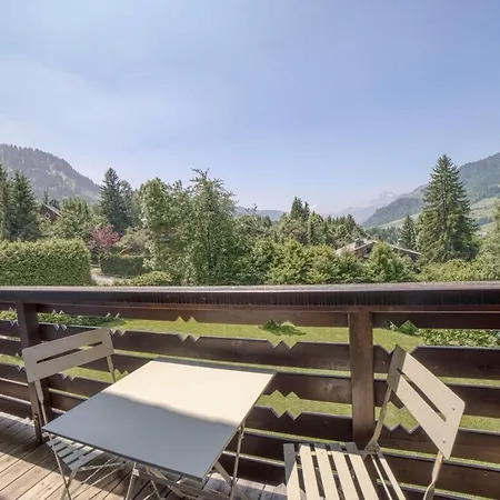 4 Seasons Apartmán *